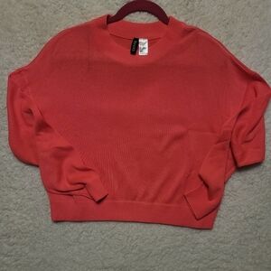 Women's DIVIDED Cropped Sweater Size M